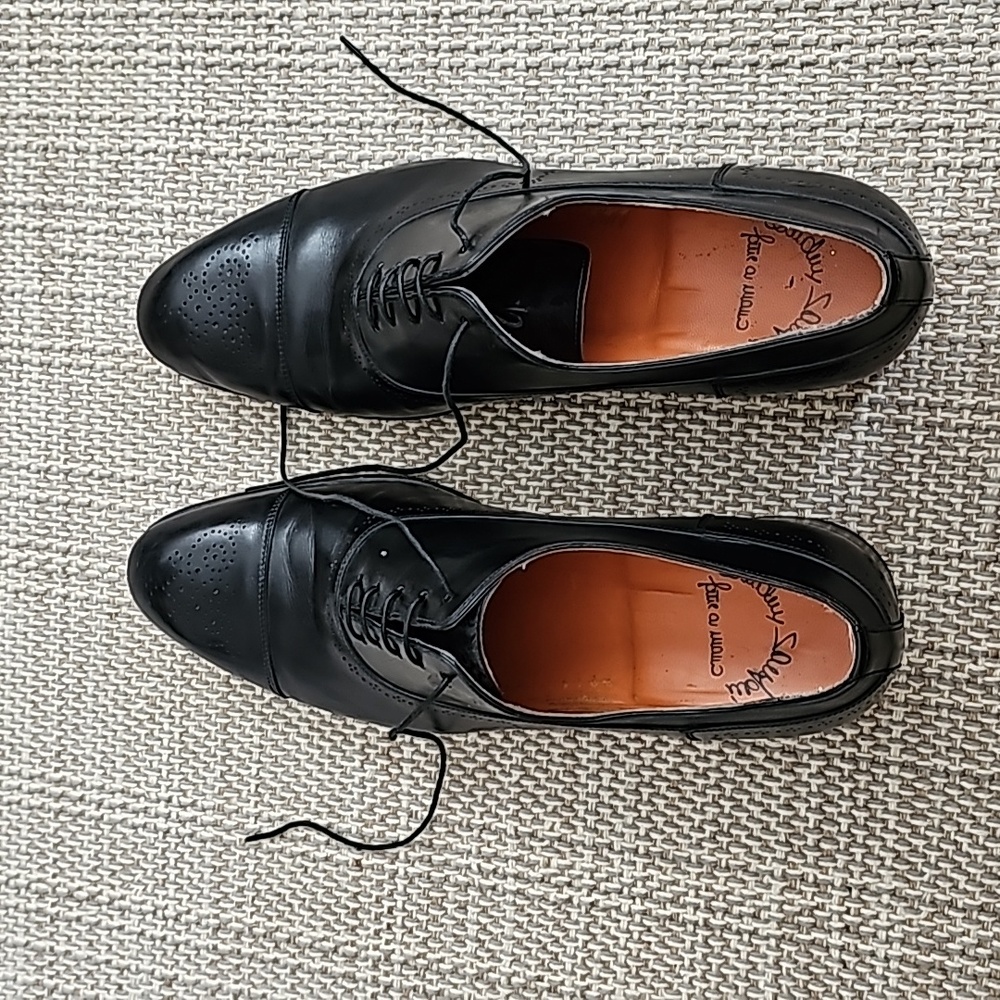 Black dress shoes, Santonio ,made in Italy, size 11 EE